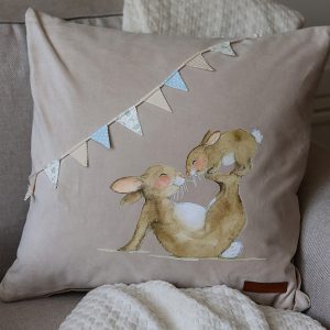 Kussenhoes - Konijntjes met vlaggetjes